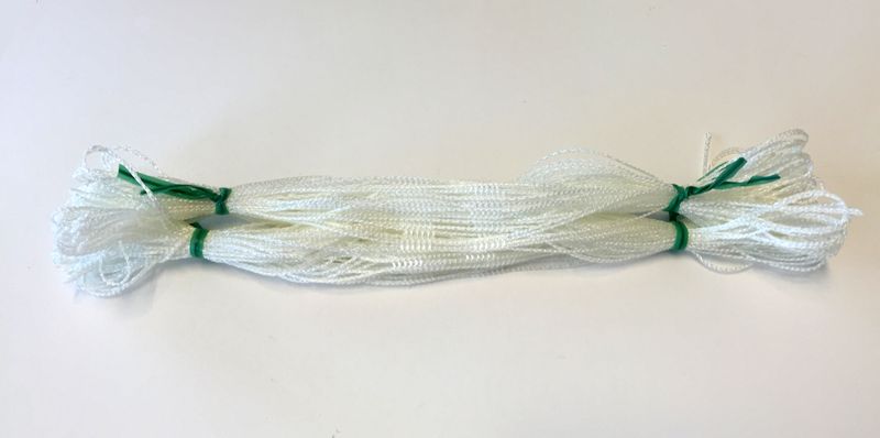 28 CM NYLONHOVLER PR. 100 (hvit strips)