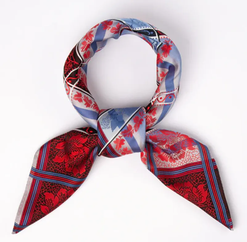 Eufemia silkeskjerf 398.004